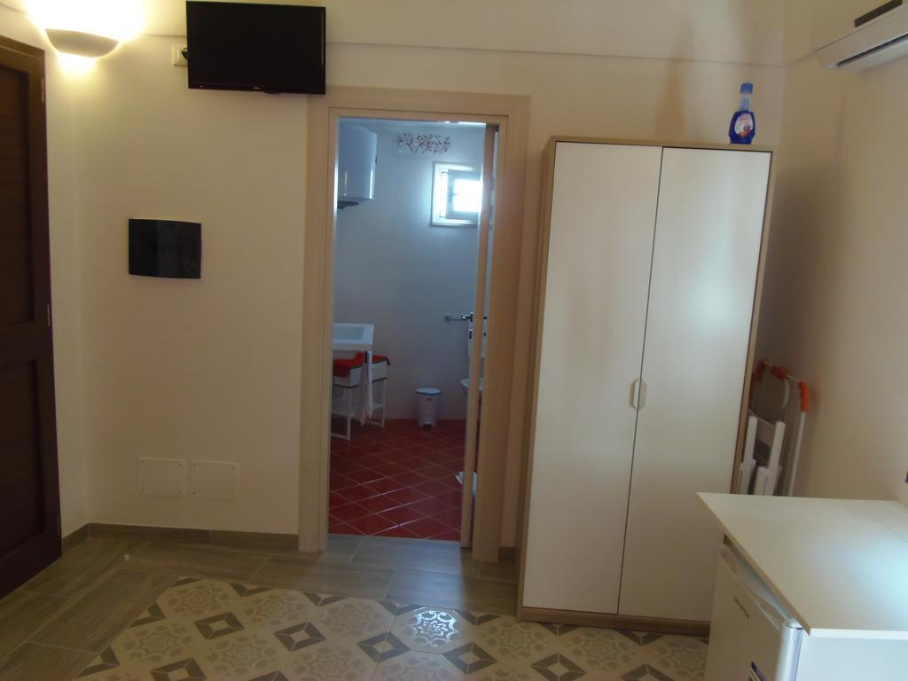 B&B Luiro Castellaneta Szoba fotó